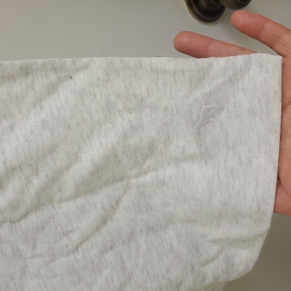 Pink VS Heather gray short sleeve tee size extra small. New with tags - Picture 3 of 5